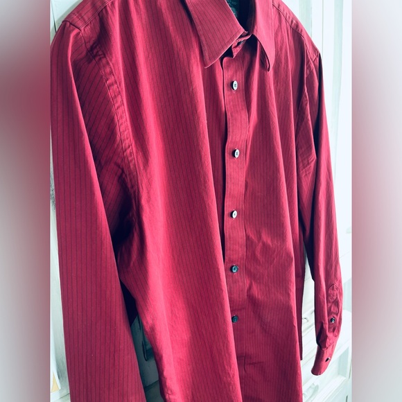 Express men’s button down collared dress shirt burgundy w/blk pinstripe med 15.5 - Picture 2 of 7